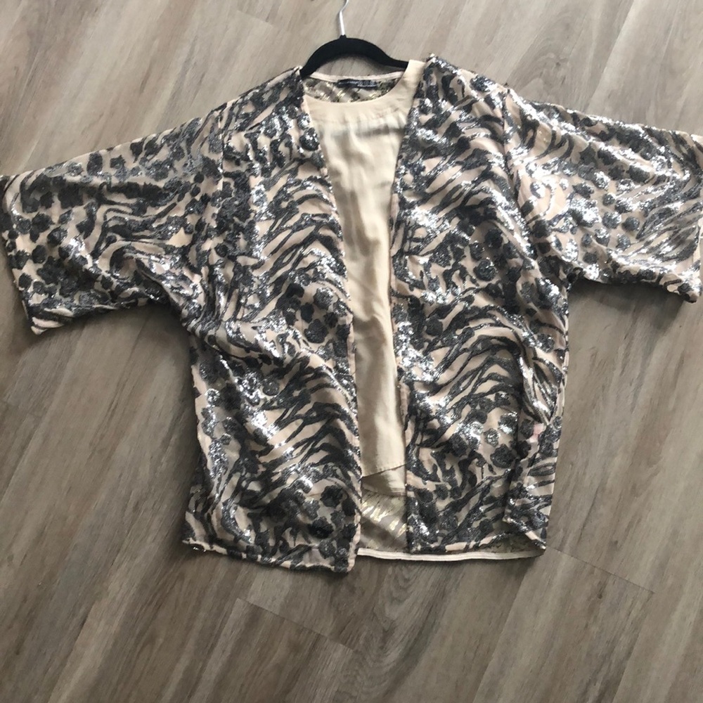Atmosphere S-L Kimono Sheer Nude & Silver Sequin Beaded Floral Detail & BONUS